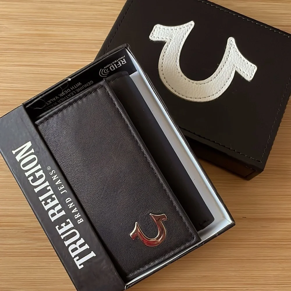 Brand New True Religion Genuine Leather Black Men’s Kincaid Wallet w/ Desk Valet